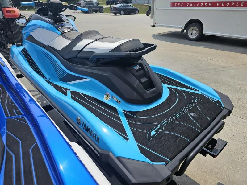 Slide: The Image of Yamaha Wave Runners Gp1800 2022 - 4