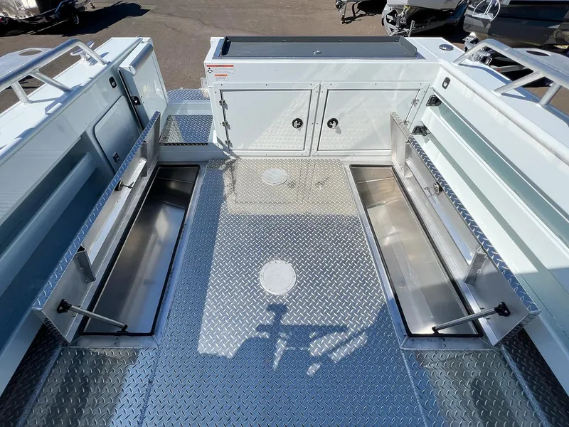 Slide: The Image of Hewescraft 270 Pacific Explorer 2023 - 19