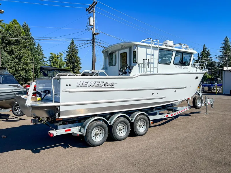 Slide: The Image of Hewescraft 270 Pacific Explorer 2023 - 3