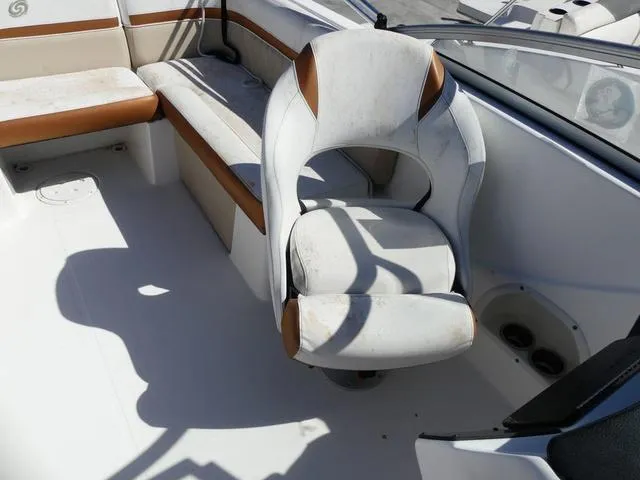 Slide: The Image of Hurricane SD 2200 DC OB 2018 - 11