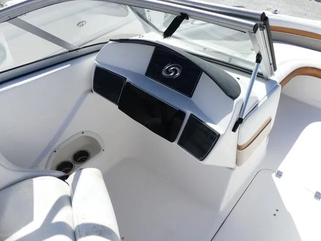 Slide: The Image of Hurricane SD 2200 DC OB 2018 - 12