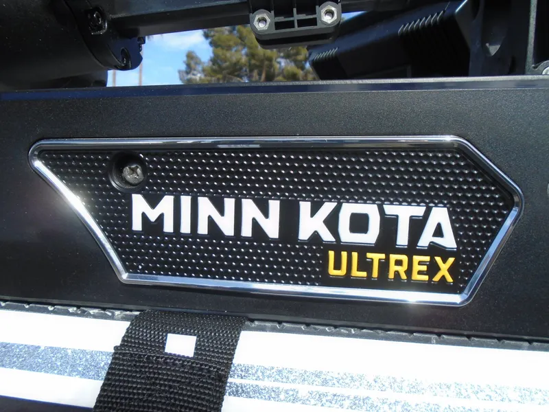 Slide: The Image of Minn Kota Ultrex motor on 2025 Phoenix 721 ZXL boat. - 16