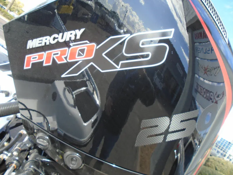 Slide: The Image of Mercury Pro XS 250 engine on a 2025 Phoenix 721 ZXL boat. - 5