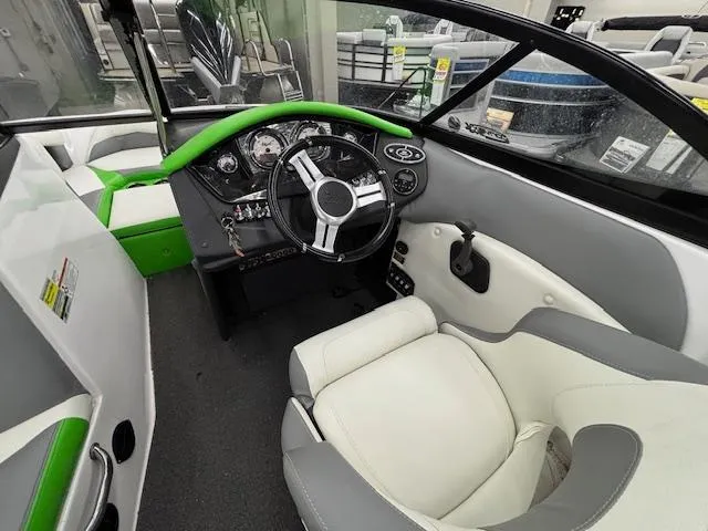 Slide: The Image of Tigé R20 2014 - 11