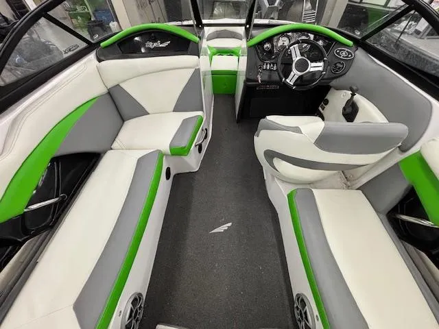 Slide: The Image of Tigé R20 2014 - 9