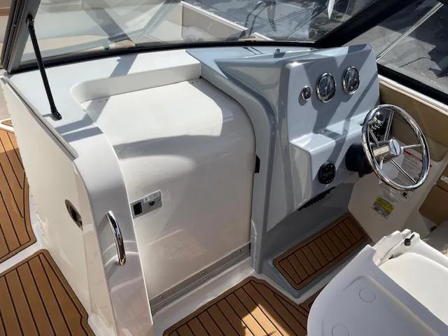 Slide: The Image of Bayliner Trophy T22SC 2025 - 62