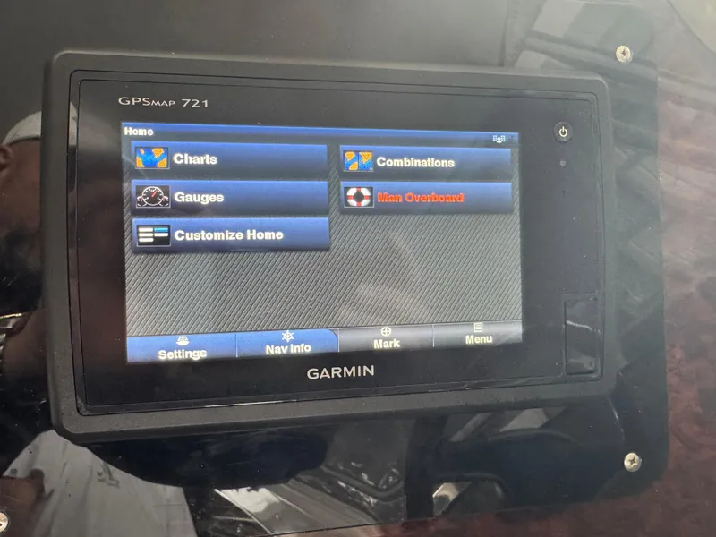Slide: The Image of Garmin GPSMap 721 on 2005 Regal 3560 Commodore boat dashboard. - 18