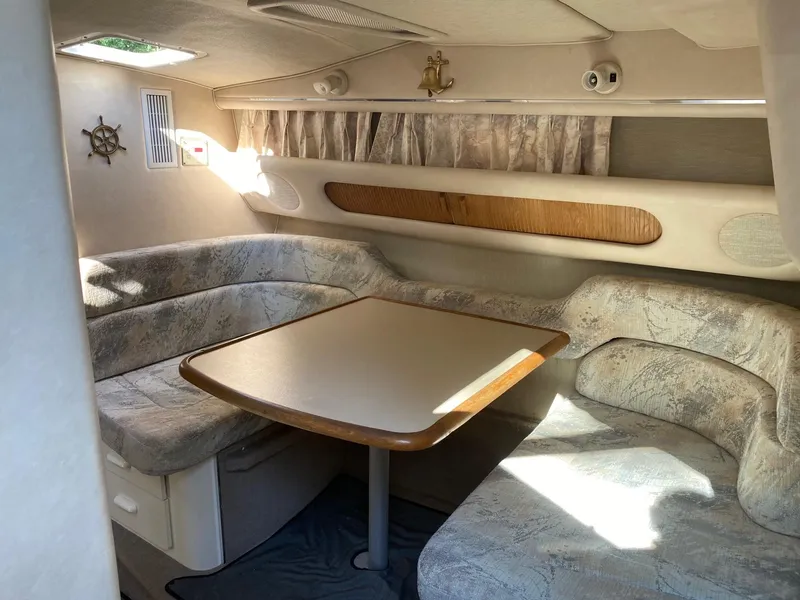 Slide: The Image of Sea Ray 290 Sundancer 1995 - 7