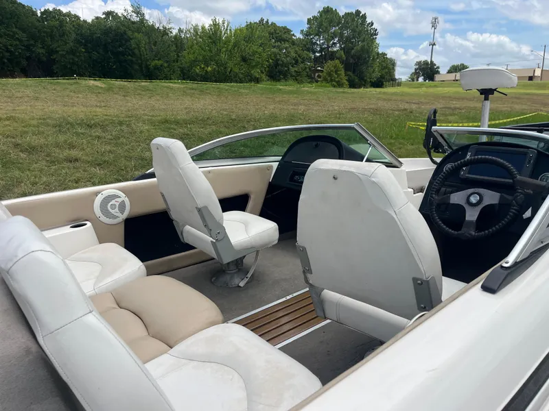 Slide: The Image of Skeeter 176 SL C 1998 - 57