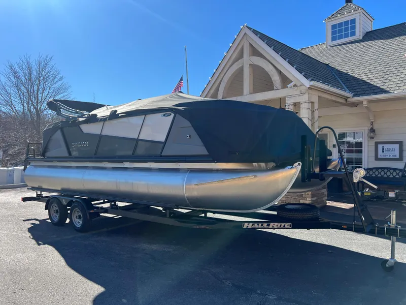 Slide: The Image of Sylvan A-Series 22 LZ DH Sport 2025 - 28