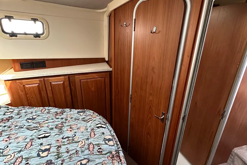 Slide: The Image of Mainship 350 Trawler 1998 - 52