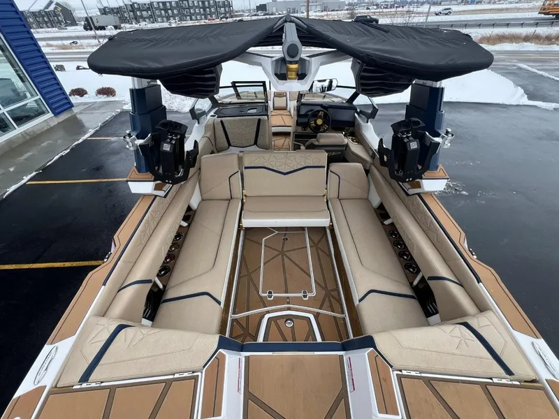 Slide: The Image of Nautique Super Air Nautique G25 Paragon 2024 - 14