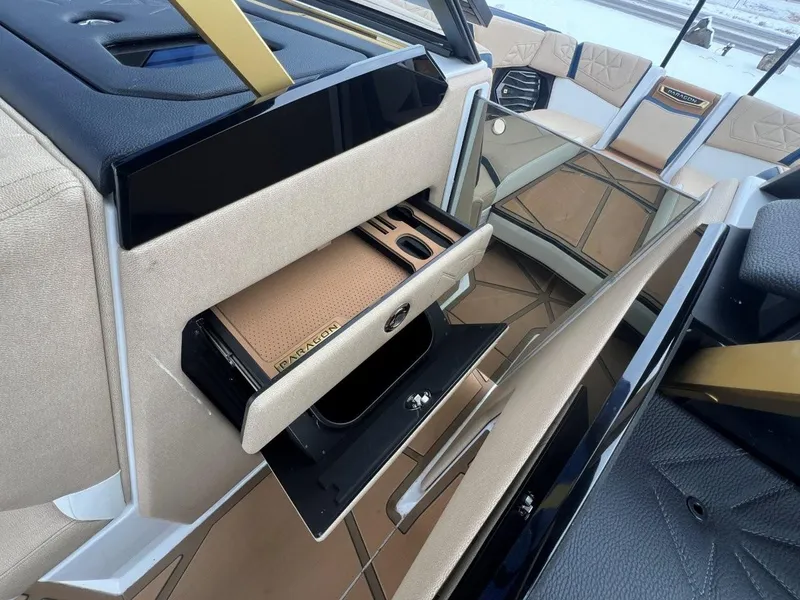 Slide: The Image of Nautique Super Air Nautique G25 Paragon 2024 - 21