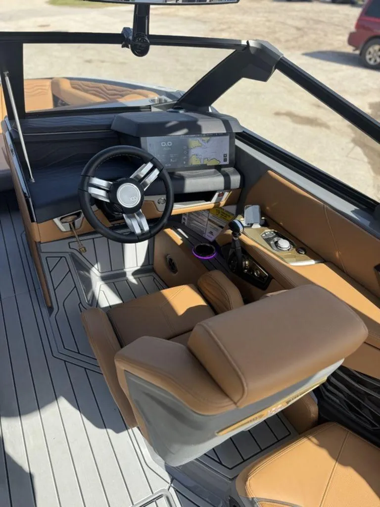 Slide: The Image of Nautique Super Air Nautique G25 2025 - 3