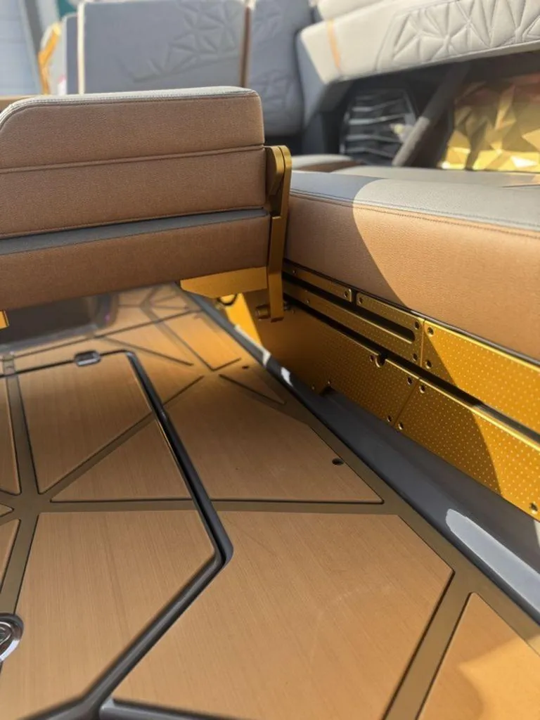 Slide: The Image of Nautique Super Air Nautique G25 Paragon 2025 - 18