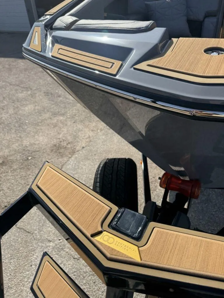 Slide: The Image of Nautique Super Air Nautique G25 Paragon 2025 - 20