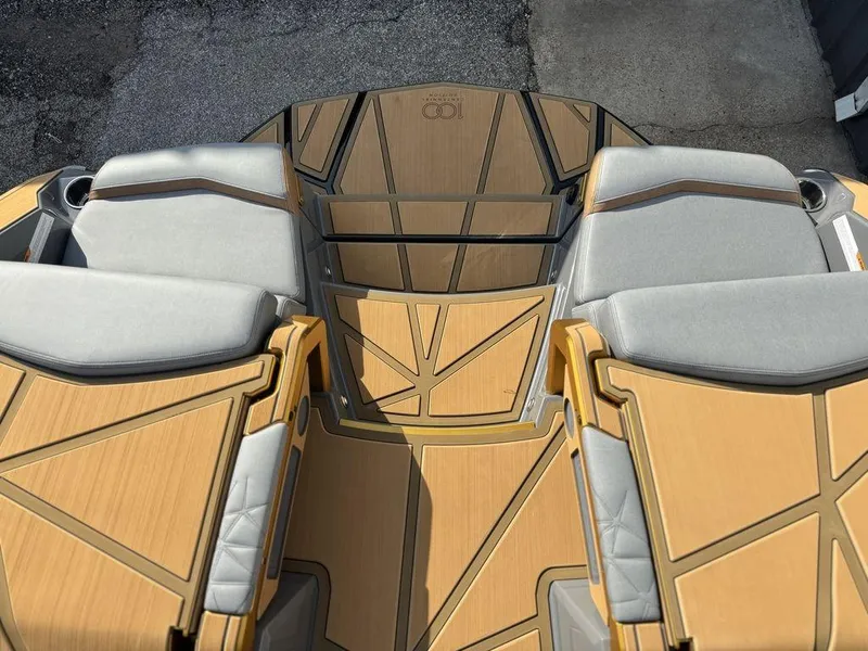 Slide: The Image of Nautique Super Air Nautique G25 Paragon 2025 - 9