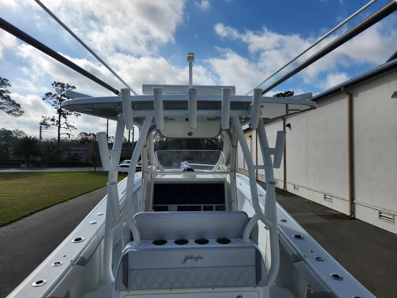 Slide: The Image of Yellowfin 34 Offshore 2017 - 55