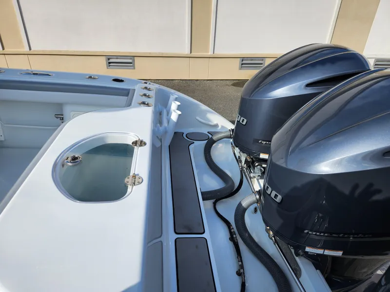 Slide: The Image of Yellowfin 34 Offshore 2017 - 62