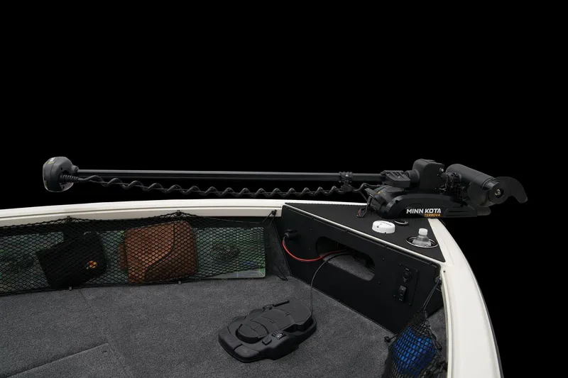 Slide: The Image of Ranger Boats VS1882SC Angler 2025 - 30