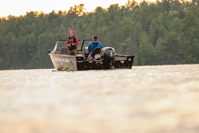 Slide: The Image of Tracker Targa V-18 WT 2025 - 75