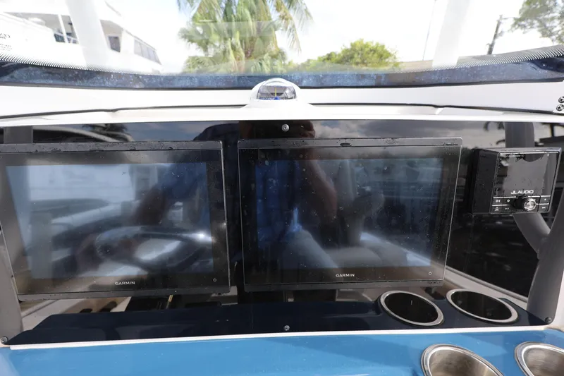 Slide: The Image of Tidewater 2500 Carolina Bay 2023 - 19