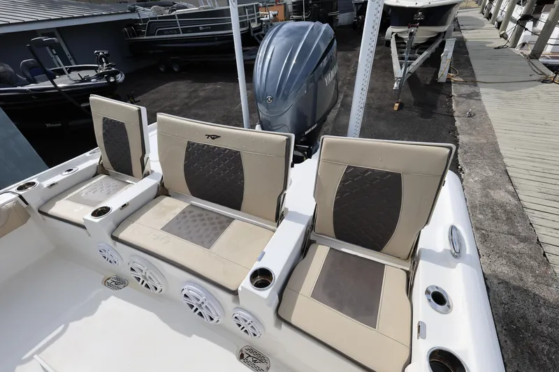 Slide: The Image of Tidewater 2500 Carolina Bay 2023 - 29