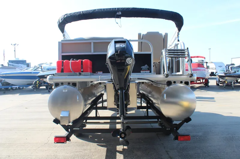 Slide: The Image of Sun Tracker Party Barge 16 DLX 2025 - 52