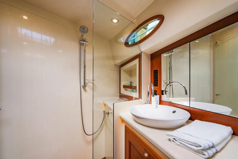 Slide: The Image of Palm Beach Motor Yachts PB52 2015 - 61