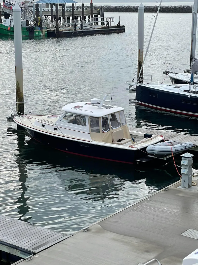 Slide: The Image of Hunt Yachts Surfhunter 29 2004 - 1