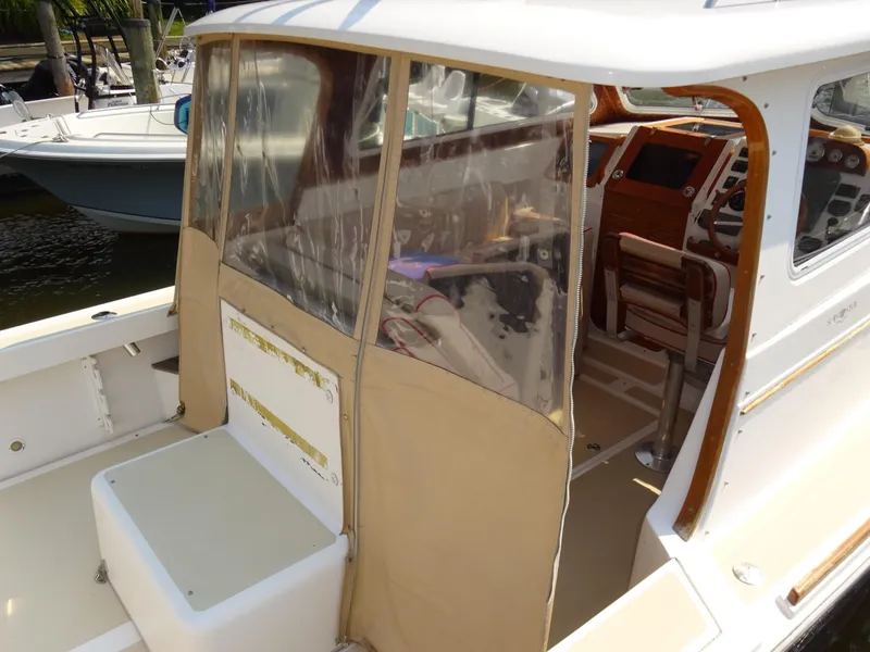 Slide: The Image of Hunt Yachts Surfhunter 29 2004 - 24