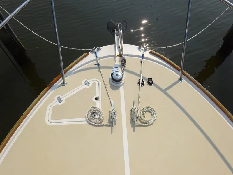 Slide: The Image of Hunt Yachts Surfhunter 29 2004 - 35