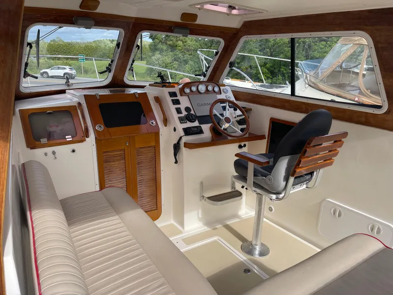 Slide: The Image of Hunt Yachts Surfhunter 29 2004 - 57