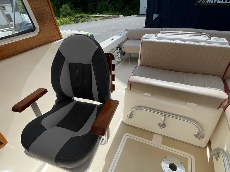 Slide: The Image of Hunt Yachts Surfhunter 29 2004 - 62