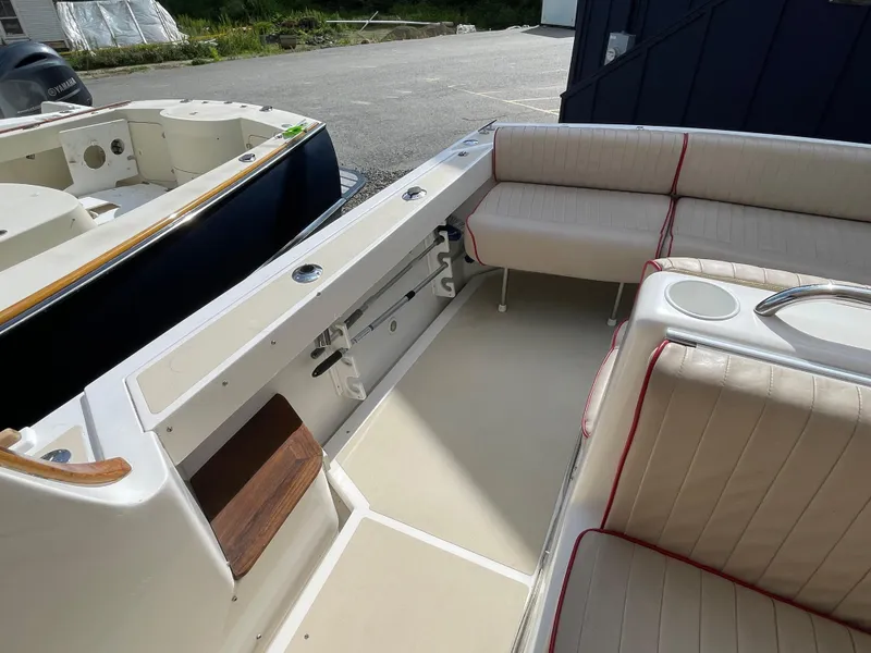 Slide: The Image of Hunt Yachts Surfhunter 29 2004 - 67