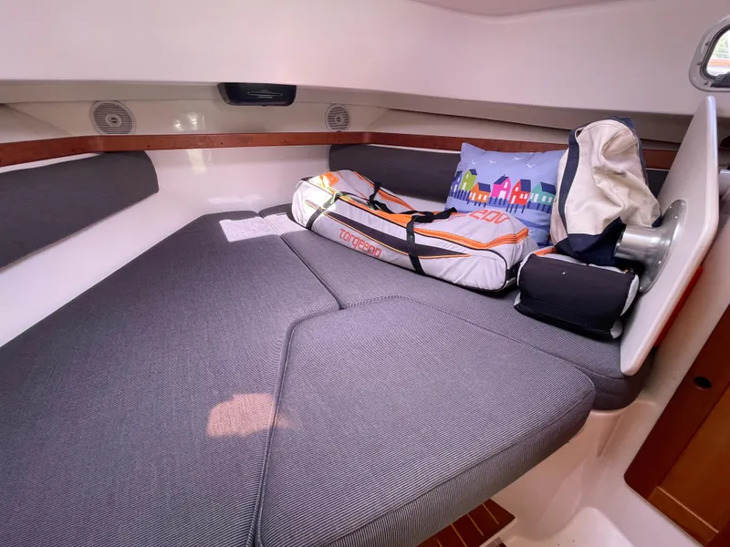 Slide: The Image of Hunt Yachts Surfhunter 29 2004 - 77