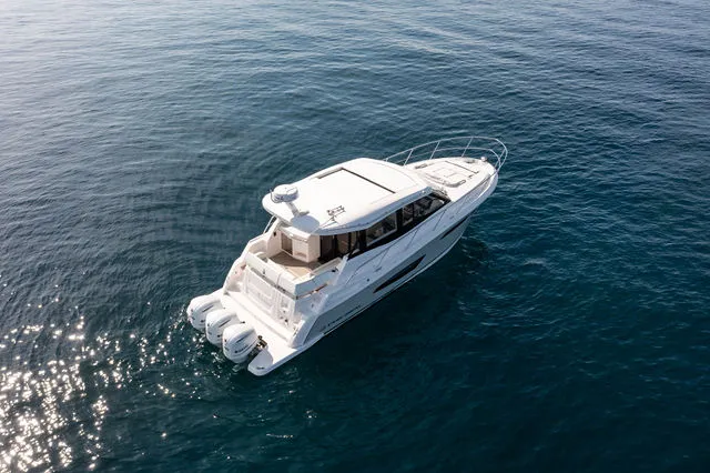 Slide: The Image of Regal 38 XO 2021 - 81