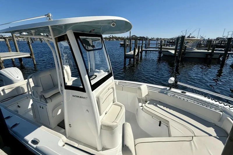 Slide: The Image of Sea Hunt Ultra 239 2022 - 11