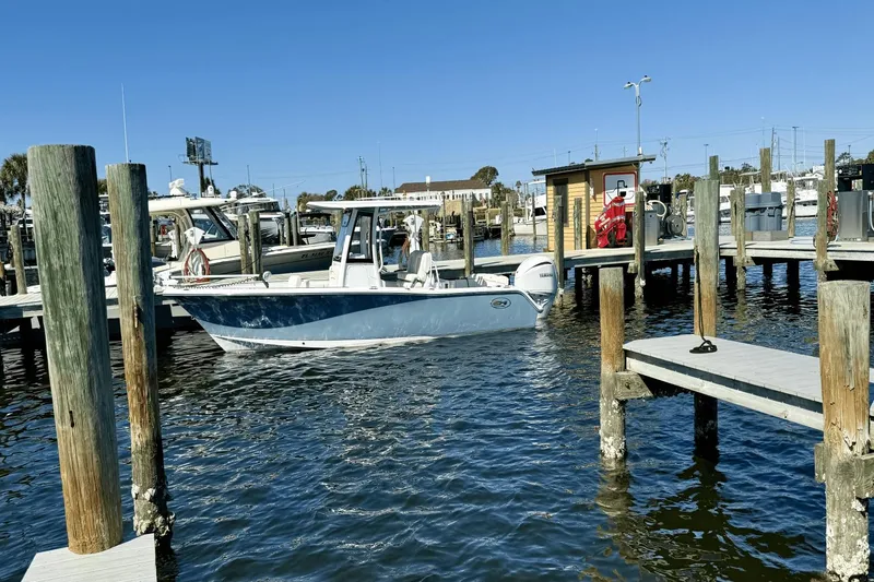 Slide: The Image of Sea Hunt Ultra 239 2022 - 2
