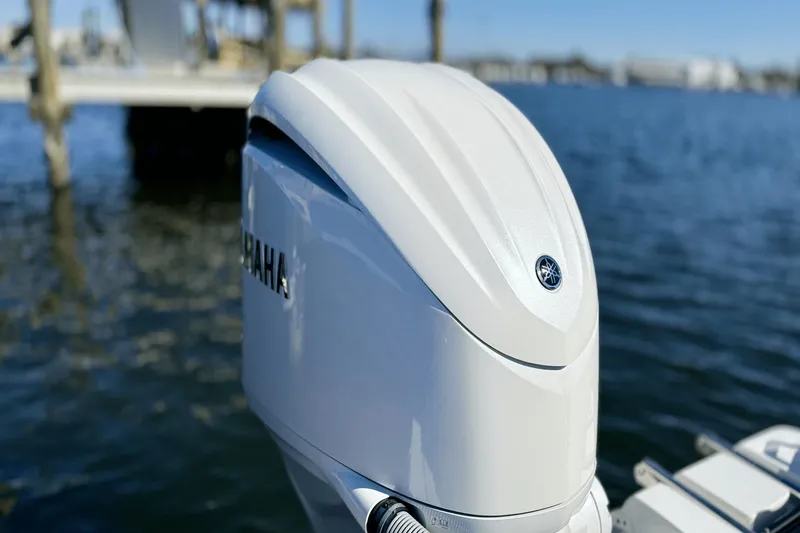 Slide: The Image of Sea Hunt Ultra 239 2022 - 6