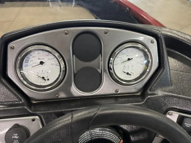 Slide: The Image of Alumacraft Competitor 165 SC 2024 - 11