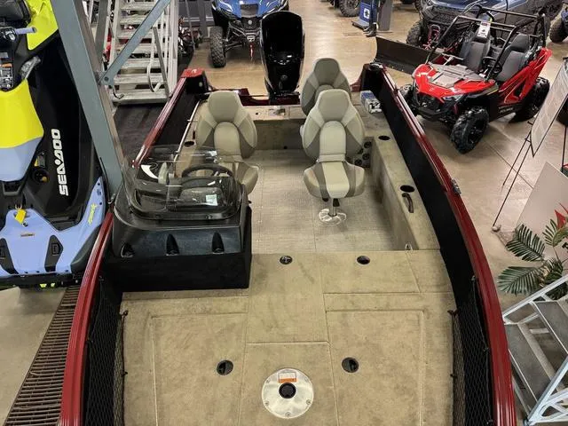 Slide: The Image of Alumacraft Competitor 165 SC 2024 - 15