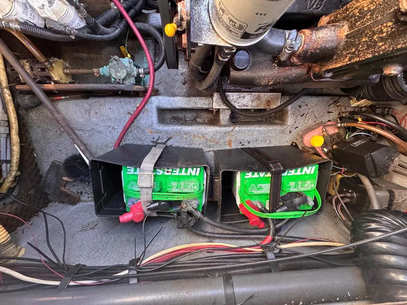 Slide: The Image of Sea Ray 265 Sedan Bridge 1987 - 51