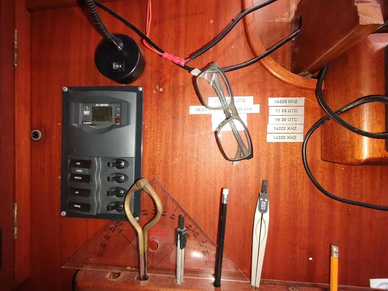 Slide: The Image of Hallberg-Rassy 41 1977 - 106