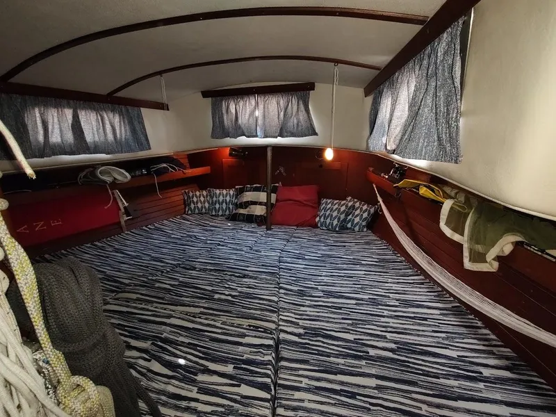 Slide: The Image of Hallberg-Rassy 41 1977 - 121