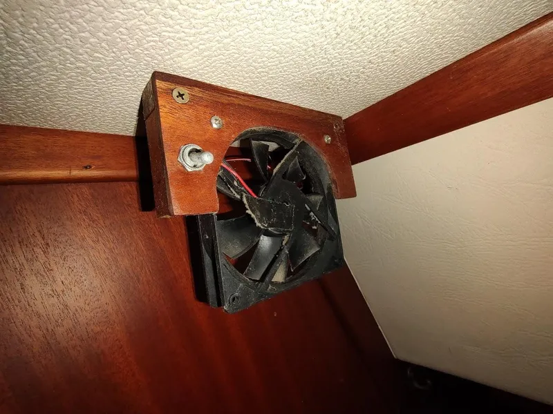 Slide: The Image of Hallberg-Rassy 41 1977 - 132