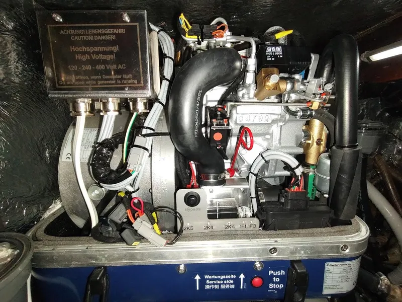 Slide: The Image of Hallberg-Rassy 41 1977 - 151