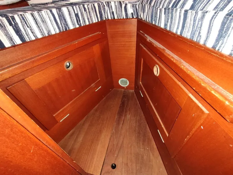 Slide: The Image of Hallberg-Rassy 41 1977 - 69