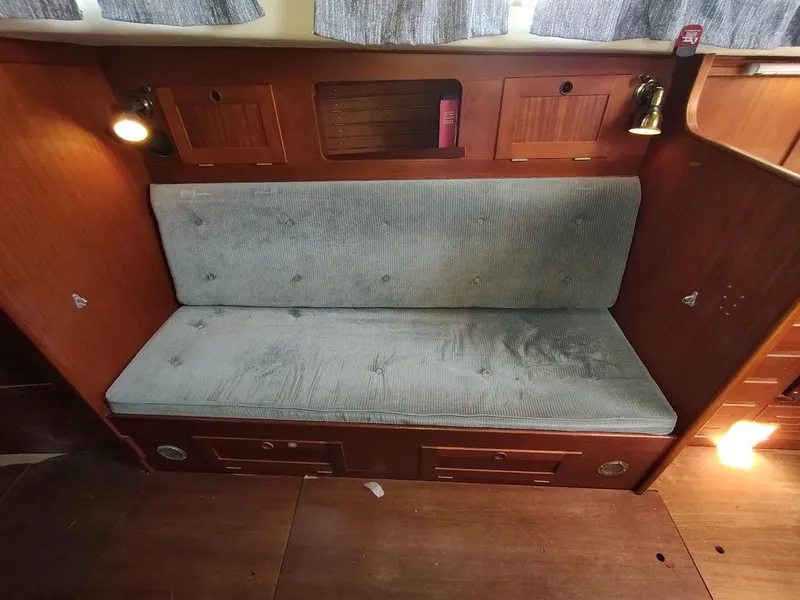 Slide: The Image of Hallberg-Rassy 41 1977 - 79