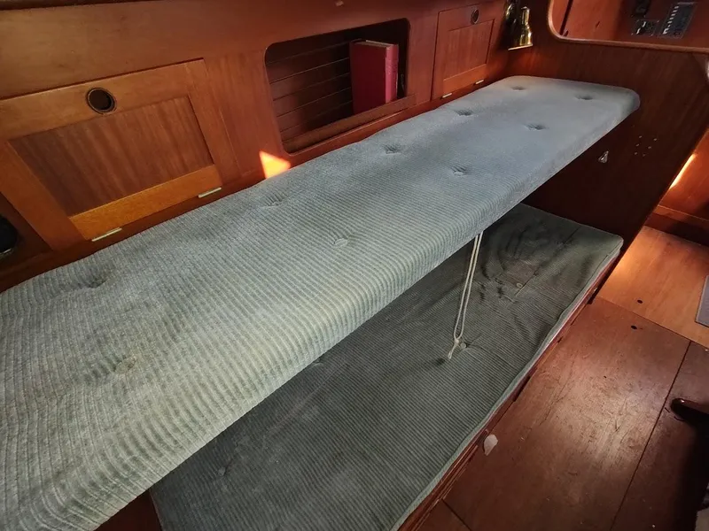 Slide: The Image of Hallberg-Rassy 41 1977 - 81